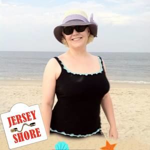 Meet your Posher, Corinne